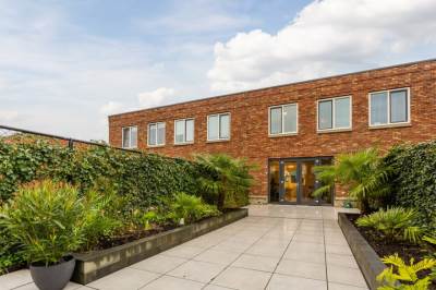 Woning Laura Bassihof 88 Almere