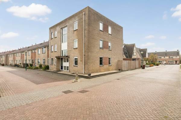 Woning Cornelis van Haarlemlaan 1 Lopik