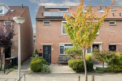 Woning Zadelmaker 28 Alphen aan den Rijn