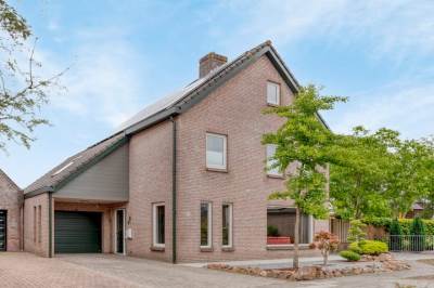 Woning H. Roland Holstlaan 15 Achtmaal