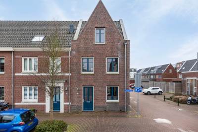 Woning Arendsoever 2 Roelofarendsveen