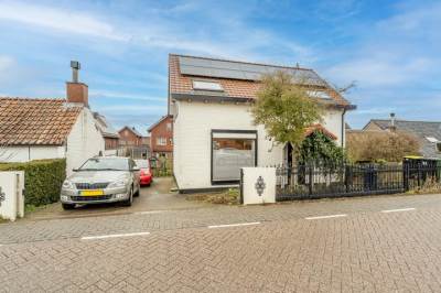 Woning Oosteinde 24 Heinenoord