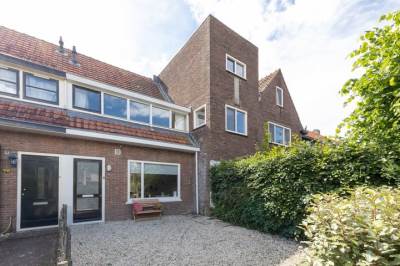 Woning B. van Rooijenstraat 58 Naarden