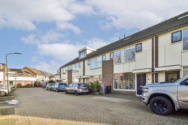 Woning Kerkbollenveld 21 Beverwijk