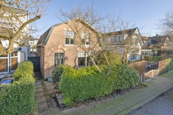 Woning Singel 134 Bussum