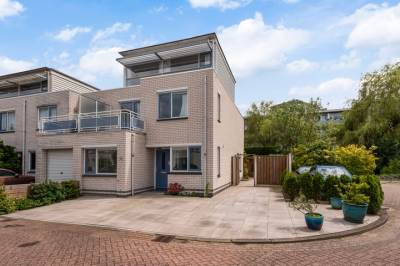 Woning Ir. van der Sluijsplantsoen 36 Den Haag