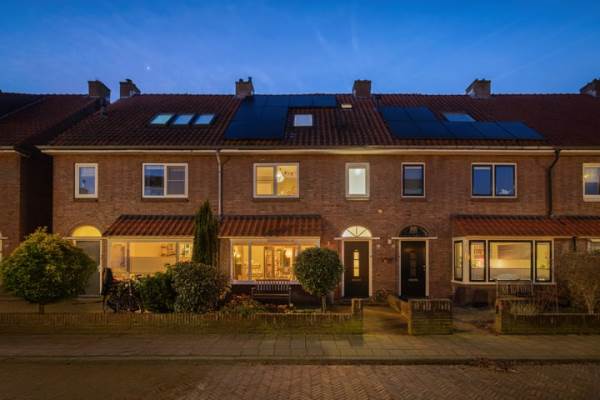 Woning Johannes Sinthenstraat 57 Deventer