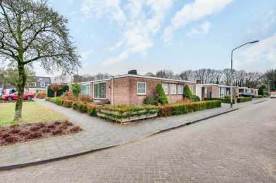 Woning Esdoornstraat 4 Nieuwkuijk