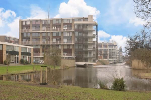Woning van der Waalsstraat 127 Vlaardingen