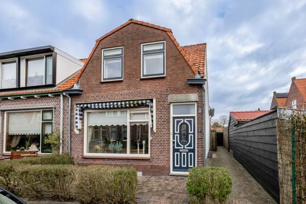 Woning de Ruijterstraat 2 Middelharnis