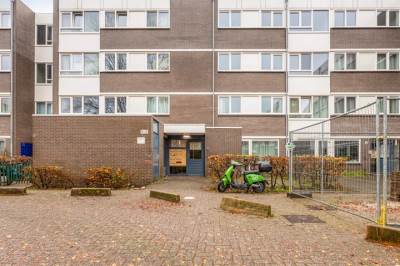 Woning Montfoorthof 76 Amsterdam