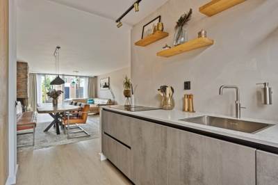 Woning Irawan Soejonostraat 19 Amsterdam