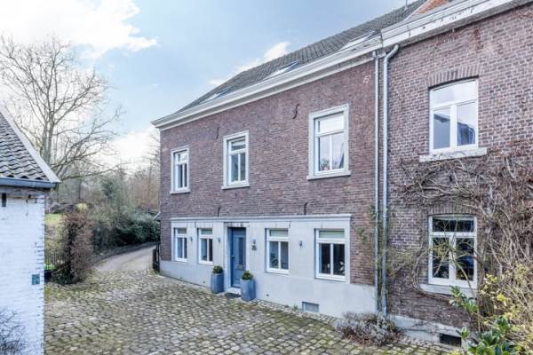 Woning von Clermontplein 26 Vaals