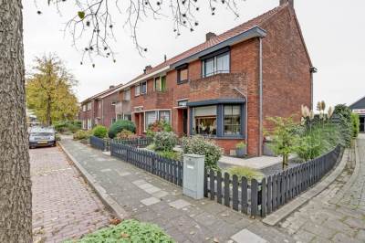 Woning Burg Elenbaasstraat 3 Kruiningen