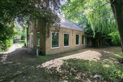 Woning Rijksstraatweg 272 Hellevoetsluis