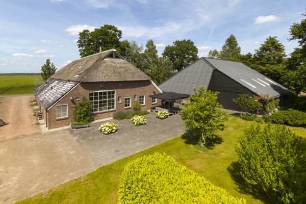 Woning Wilhelmsweg 28 Emmen