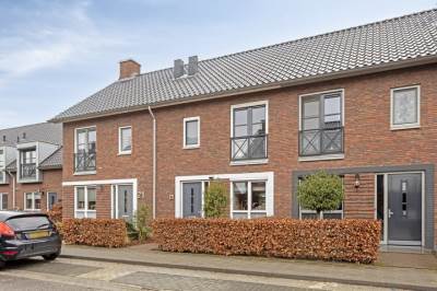 Woning Meester J van Dolderenstraat 23 Kesteren