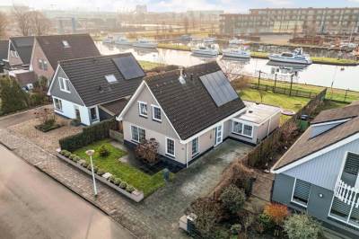 Woning Tjeukemeerstraat 25 Lemmer