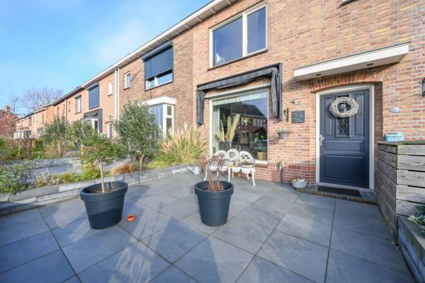 Woning Burgemeester Kampschöerstraat 50 Monster