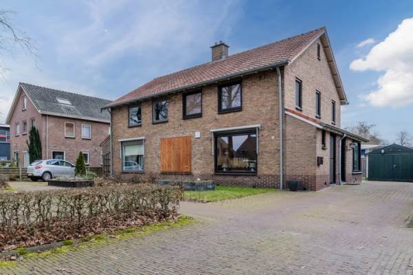 Woning Burg.Baron van Dedemstraat 6 Nieuwleusen