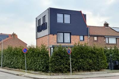 Woning Ooievaarslaan 1 Landsmeer