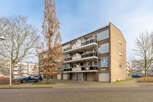 Woning Julianaplantsoen 157 Diemen