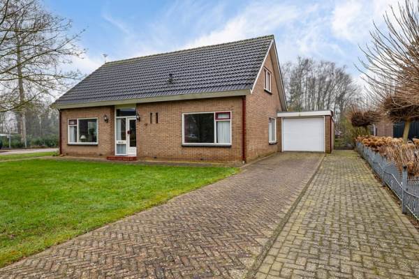 Woning Raiffeisenstraat 17 Nieuw-Weerdinge