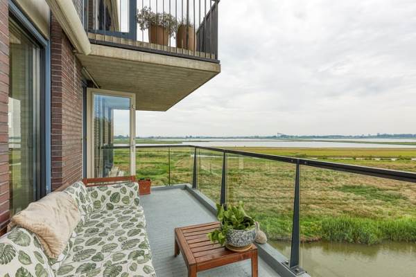 Woning Papegaaiduikerplein 12 Den Haag