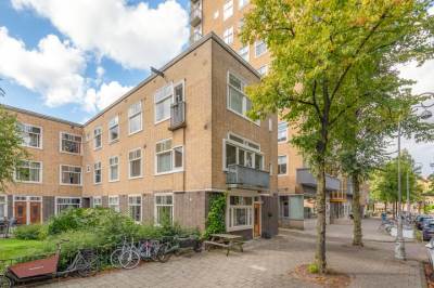 Woning Victorieplein 43 Amsterdam