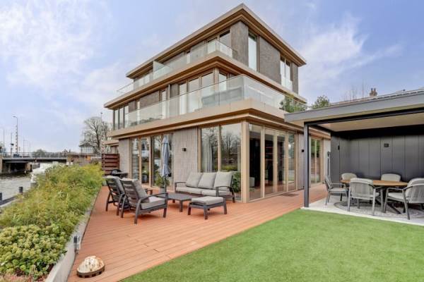 Woning Westeinde 132C Voorburg