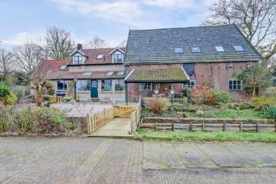Woning Welhoeksedijk 104 Hoogvliet Rotterdam