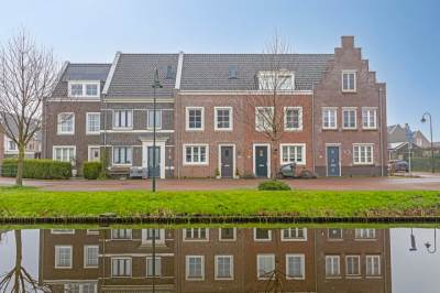 Woning Rietoever 24 Roelofarendsveen