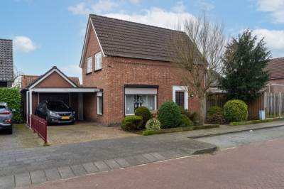 Woning Prinses Irenelaan 1 Nieuwendijk