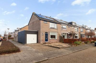 Woning Koolmeesstraat 2 Bleskensgraaf ca