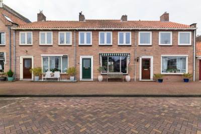Woning Westzanddijk 55 Hellevoetsluis
