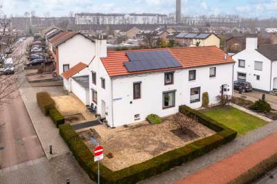 Woning van Ruysdaelstraat 33 Brunssum