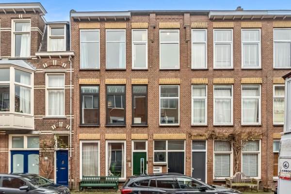 Woning Johannes Camphuijsstraat 160 Den Haag