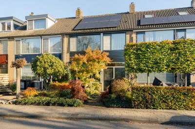 Woning Prins Willem-Alexanderplantsoen 7 Maartensdijk
