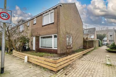 Woning van Wassenaarstraat 9 Warmond