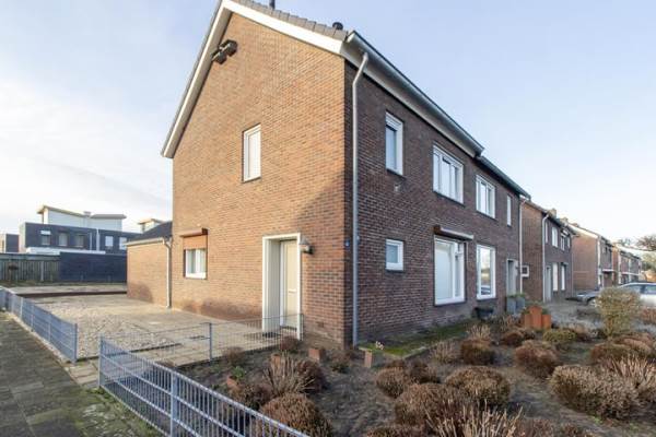 Woning Sint Jozefweg 49 Reuver