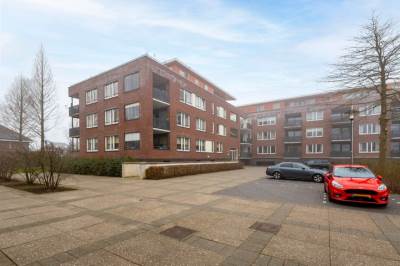 Woning Raadhuisplein 4 Werkendam