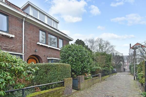 Woning Laan van Overvest 12 Delft