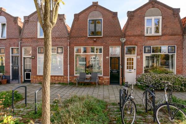 Woning Julianastraat 30 Leiden