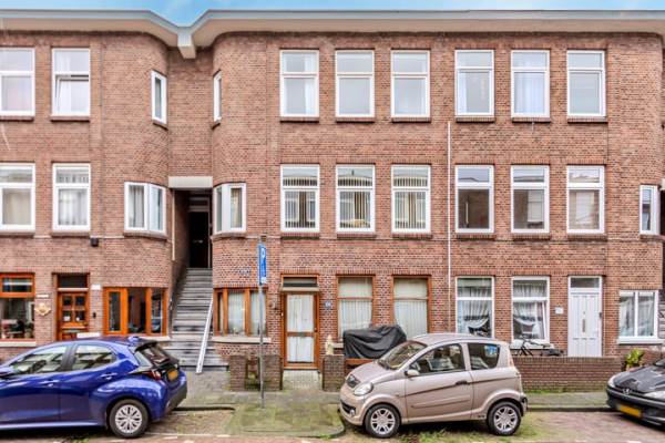 Woning Larensestraat 109 Den Haag