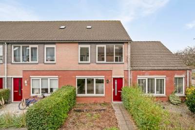 Woning Alexander Adamskistraat 20 Voorschoten