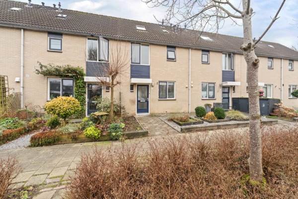 Woning Oostermoer 8 Emmeloord