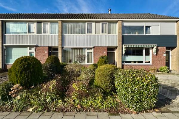 Woning Pastoor van Akenstraat 136 Roosendaal