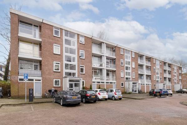 Woning Ennemaborg 97 Amsterdam