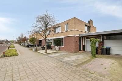 Woning Beukenlaan 64 Spijkenisse