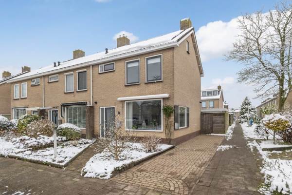 Woning Ds. S. Huismansstrjitte 57 Stiens